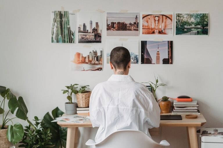 Tips for Creating a Relaxing Home Workspace